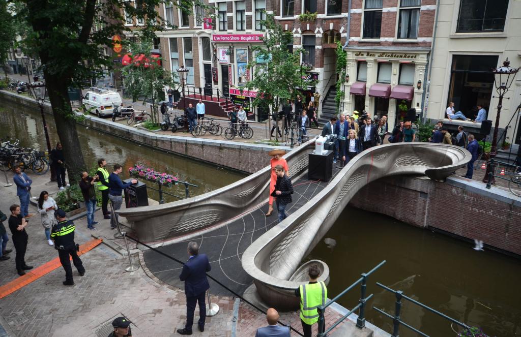 The world's first 3D print steel bridge was launched in Amsterdam
