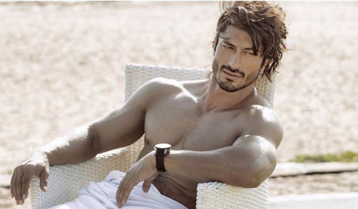 Vidyut Jamwal Net Worth 2021: Biography, Career, Income