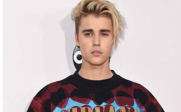 Justin Bieber Net Worth 2021 – A Canadian Singer